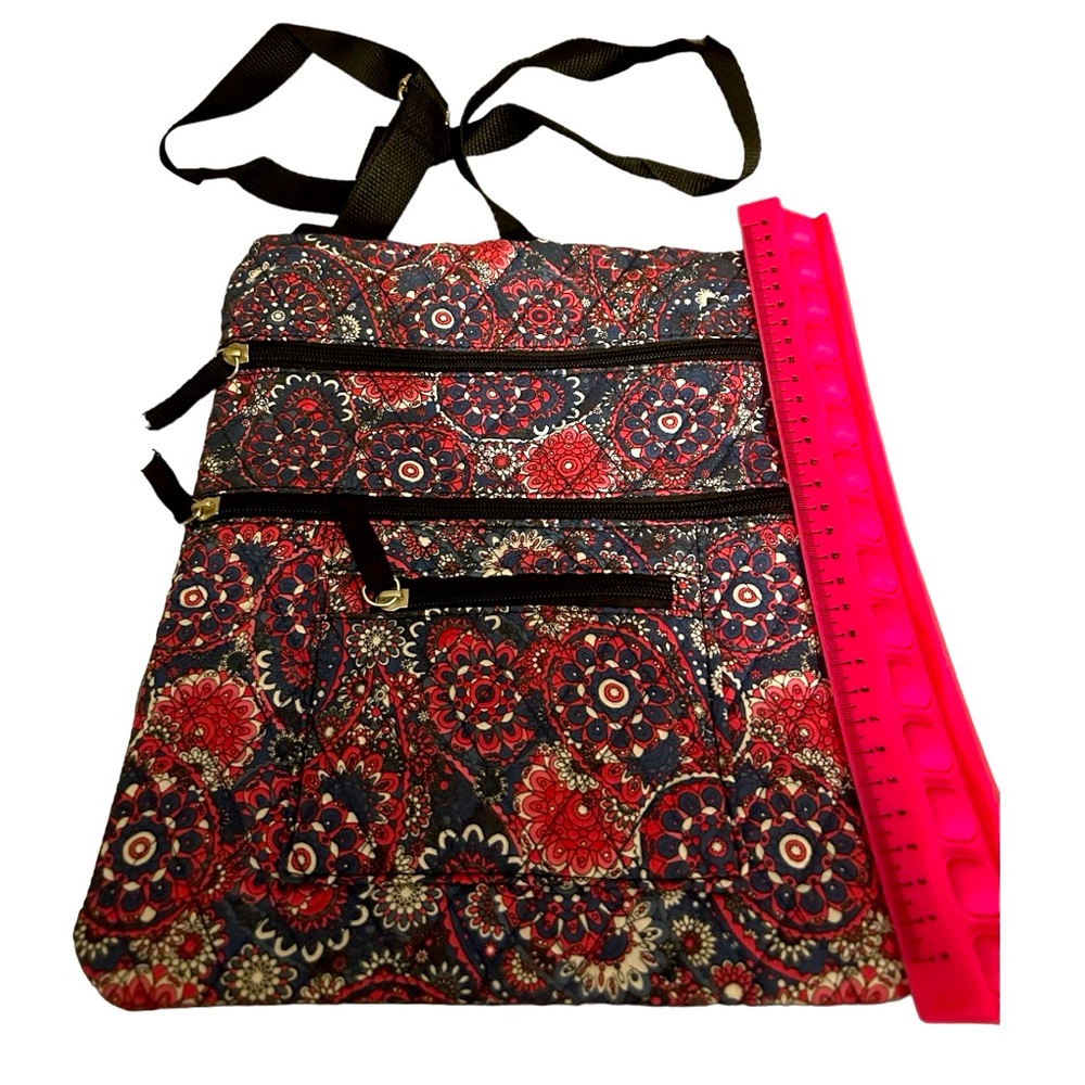 New Red, White & Blue crossbody bag with matching compact mirror. Never used. - Picture 3 of 4